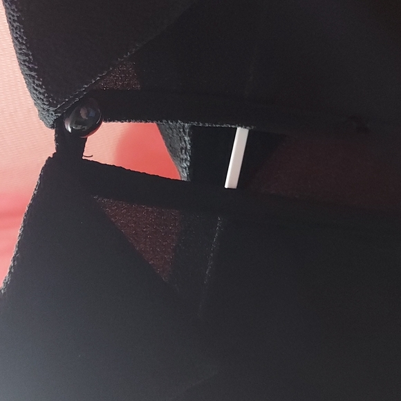 Black Contempo Casuals Woman's Blouse Medium - Picture 3 of 3